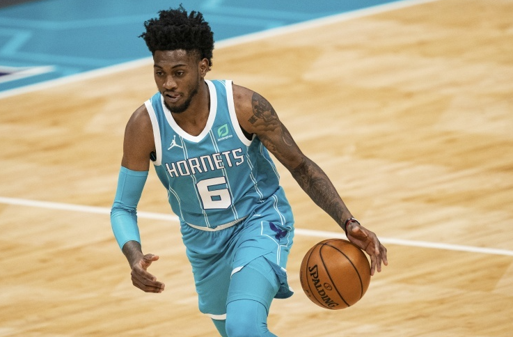 关于赛地聚焦：NBA常规赛集结日热度飙升，广东宏远回应争议，压力陡增，阵容厚度经受考验的信息